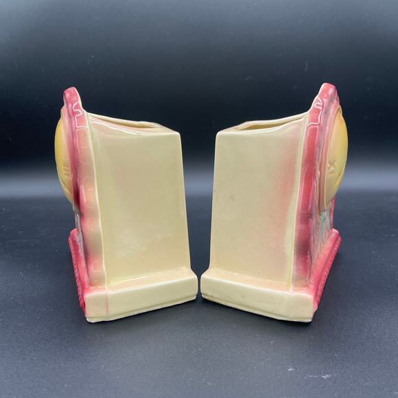 Vintage Shawnee Pottery Mantle Clock USA 530 Set of Two Hanging Wall Planters - Picture 3 of 14